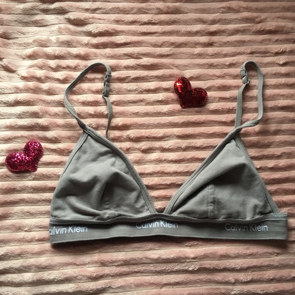 ✨Calvin Klein✨ Heritage Triangle Bralette